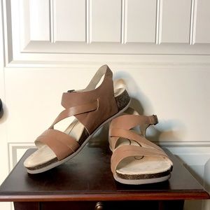 abeo Brittany sandals